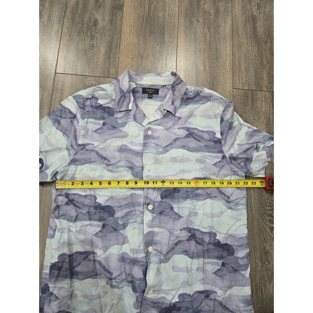 Banana Republic Mens XL Blue Purple Watercolor Camo Short Sleeve Button Up